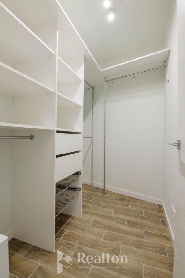 HaPPy Inn Egle, Self Check-In-24-7, A-C, Parking-in-the-underground-Garage Wilna Exterior foto